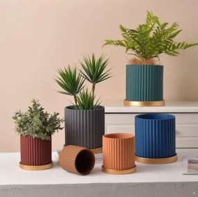 Terracotta planter 3085 A, image 2 of 2