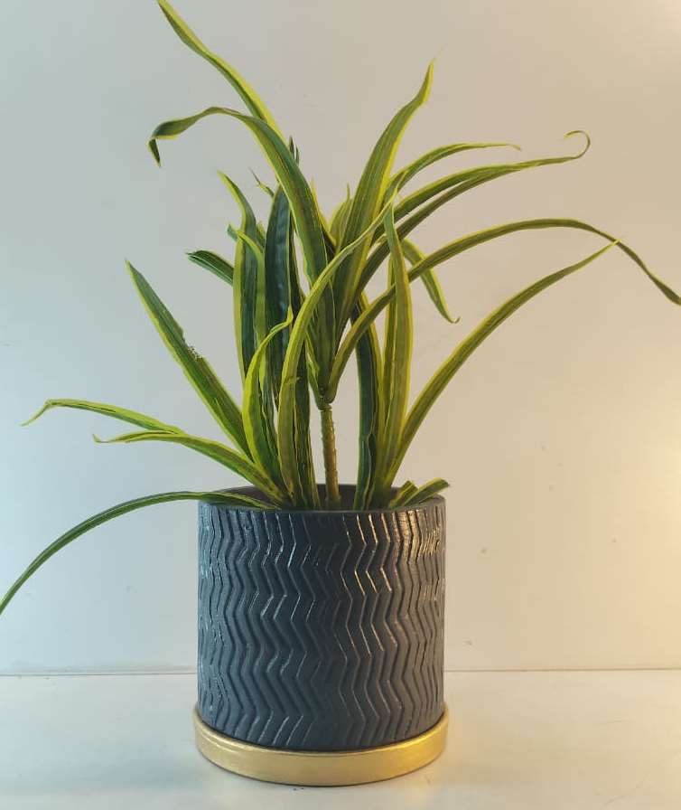 Terracotta planter 3086 E