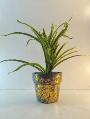 Terracotta planter 3043