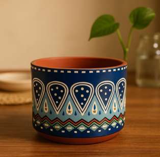 Terracotta planter 3067