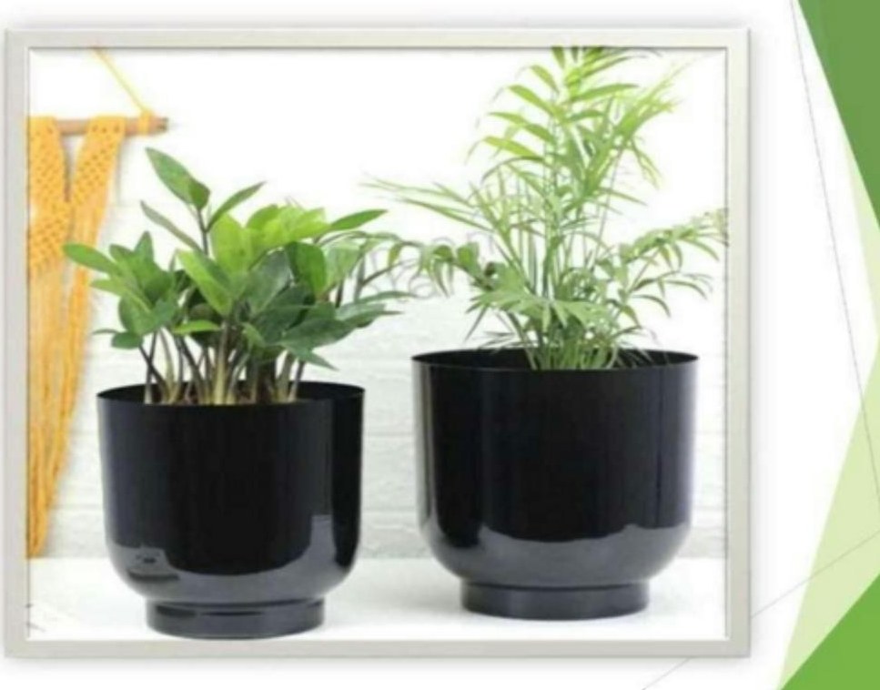 Black metal pot 1351B