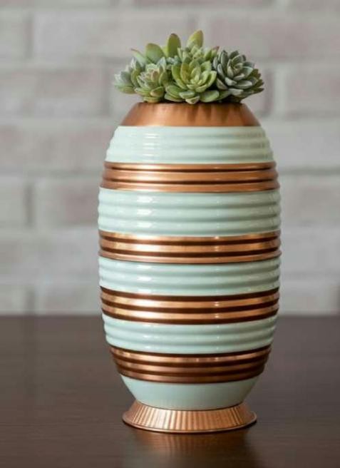 Metal flower vase 1238D, image 2 of 2