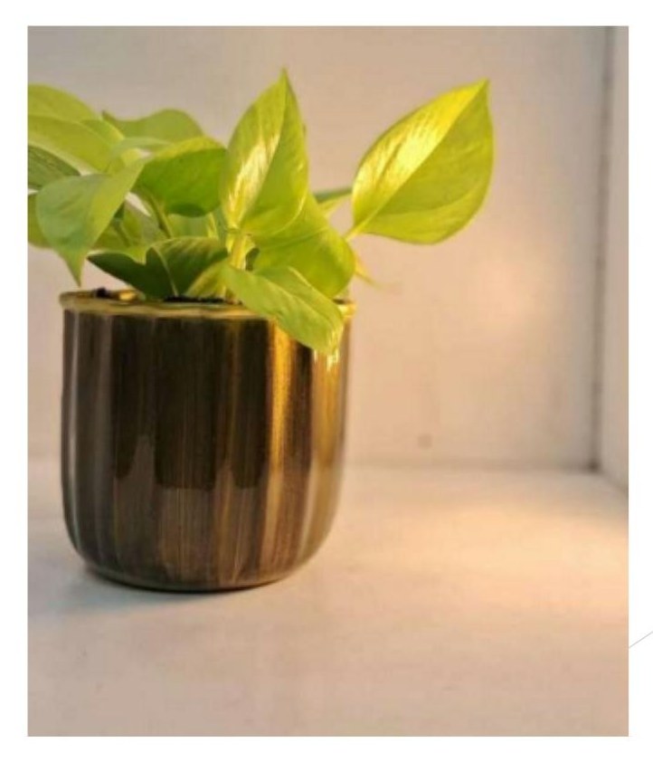 Metal planter 1325A