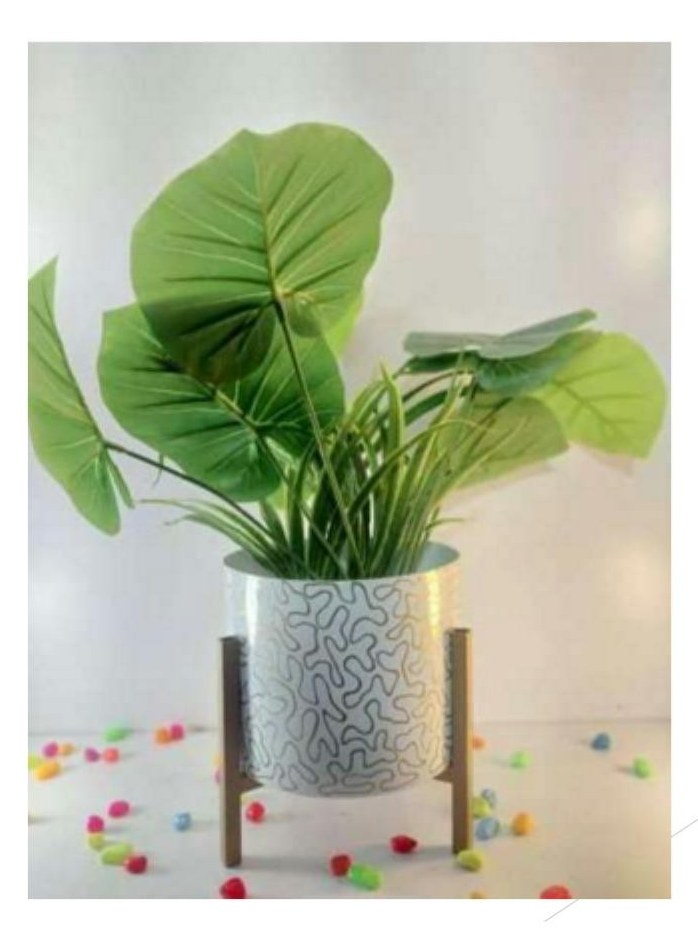 Iron pot with stand 1223E