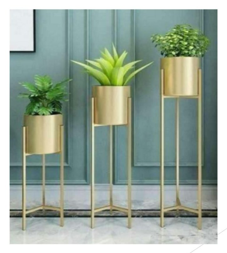 Metal plant stand with planter 1355B