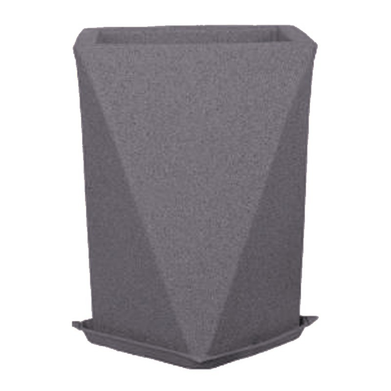 Audi planter with tray, image 6 of 8