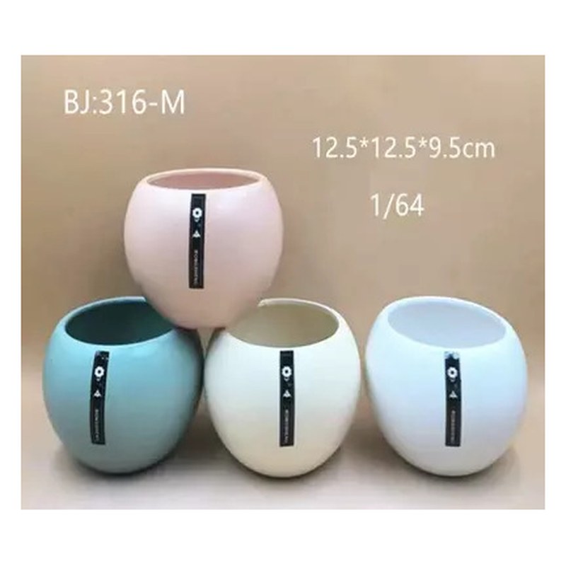 Ball shaped ceramic pot