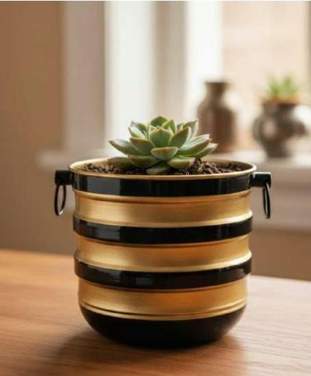 Metal ribbed big planter 1328AB, image 2 of 3