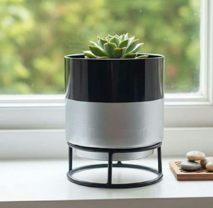 Iron metal pot with stand 1214J